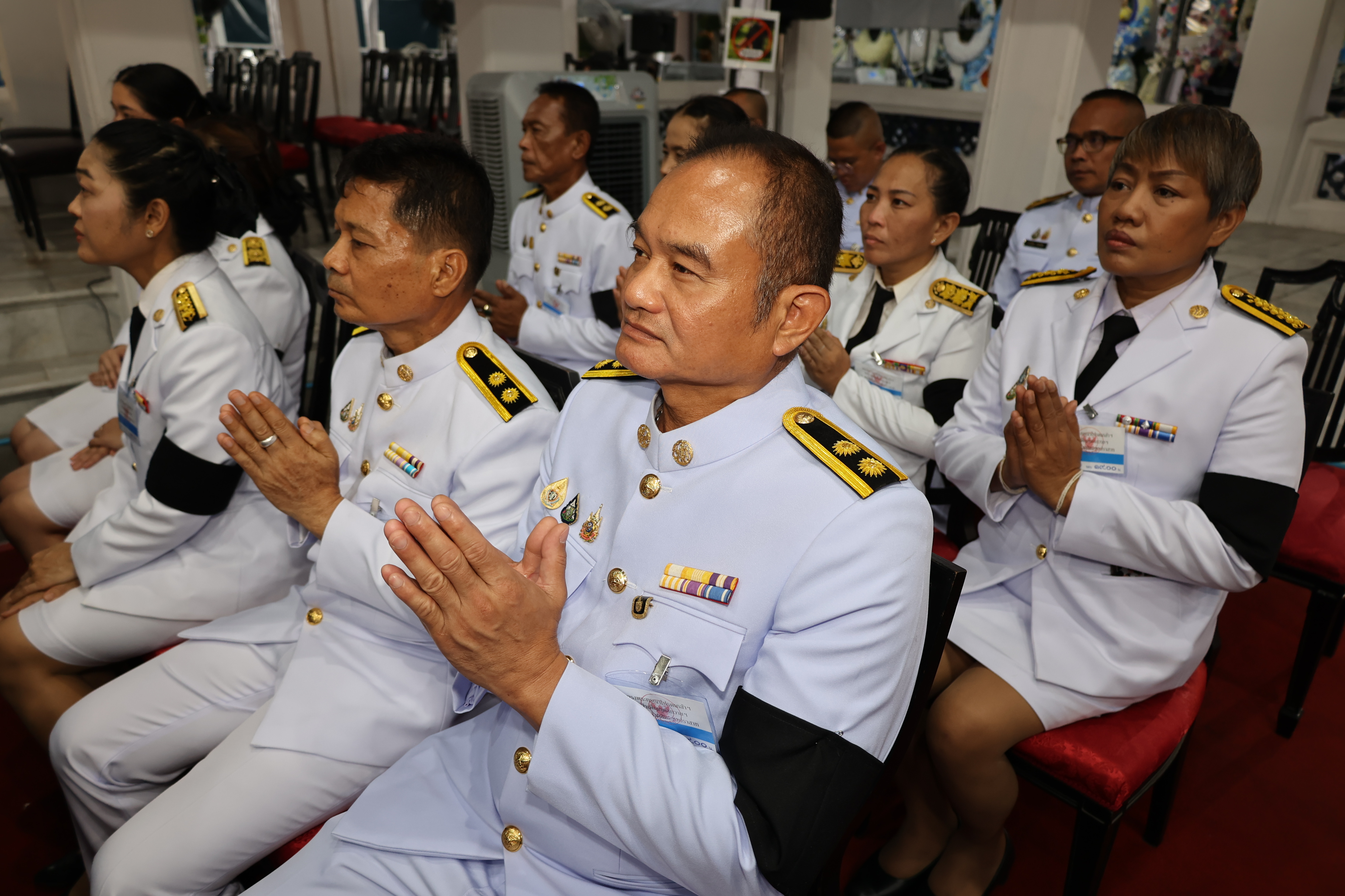title - สำนักงานการปฏิรูปที่ดินเพื่อเกษตรกรรม รับพระราชทานพระบรมราชานุญาตให้ร่วมเป็นเจ้าภาพบำเพ็ญกุศลถวายพระบรมศพ สมเด็จพระนางเจ้าสิริกิติ์ พระบรมราชินีนาถ พระบรมราชชนนีพันปีหลวง (Re-post)